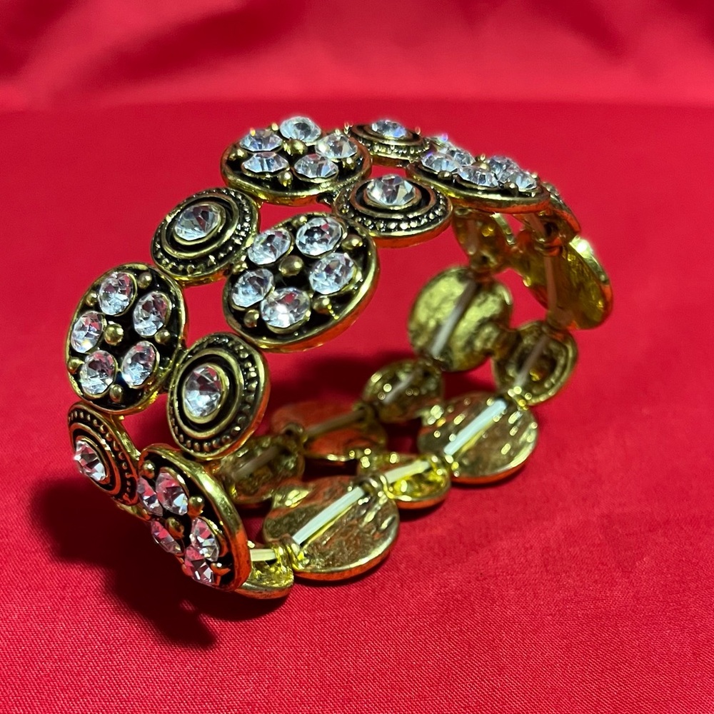 Vintage Style Gold-Tone & Black with Clear Rhinestone Stretch Bracelet